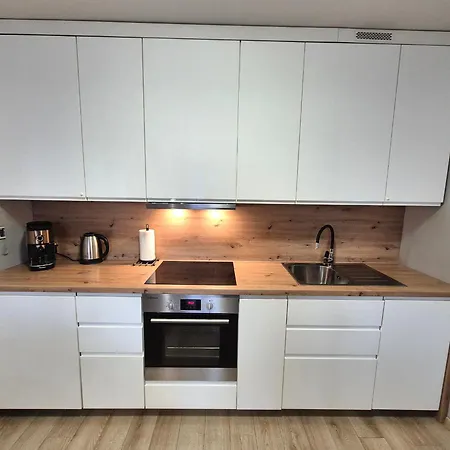 Sun&fun Royal W Otoczeniu Zieleni Blisko Dworca Pkp I Sklepów Apartamento Karpacz